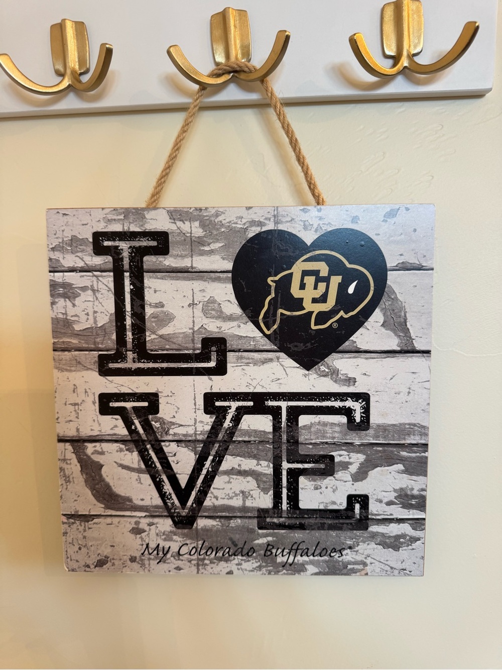 Colorado Buffaloes Rustic Wood Wall Sign | CU Buffs Fan Decor